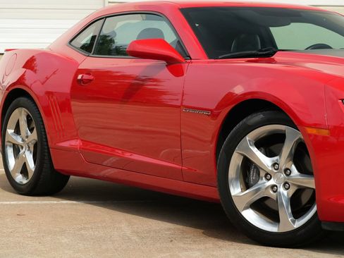Used 2015 Chevrolet Camaro SS w/ RS Package RWD image 18