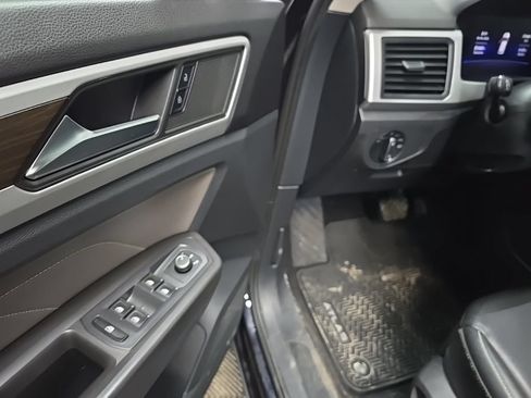Used 2022 Volkswagen Atlas SE AWD/4WD image 28