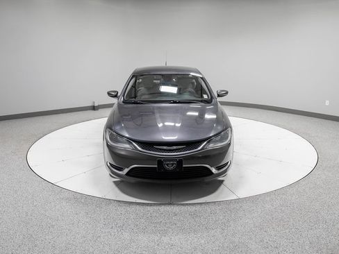 Used 2016 Chrysler 200 Limited w/ Convenience Group image 24