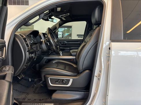 Used 2022 RAM 1500 Laramie AWD/4WD image 15