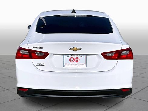 Used 2020 Chevrolet Malibu LS image 4