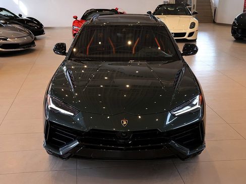 Used 2023 Lamborghini Urus S image 18