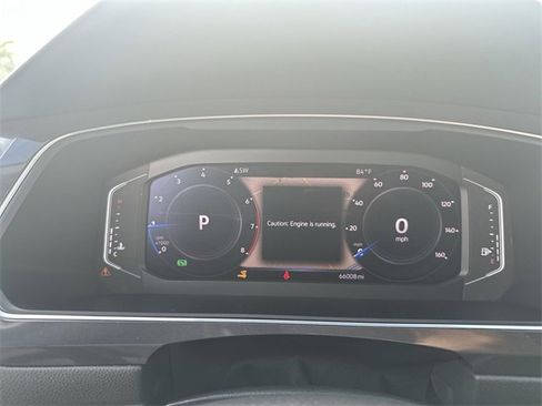 Used 2020 Volkswagen Tiguan SEL image 10