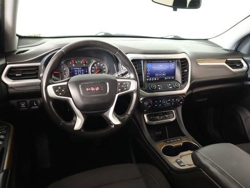 Used 2020 GMC Acadia SLE w/ Driver Convenience Package image 2
