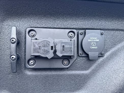New 2026 RAM 3500 Laramie AWD/4WD image 10