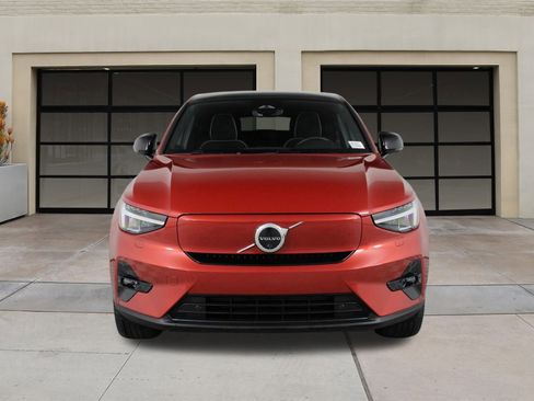 Certified 2023 Volvo C40 P8 Recharge Plus w/ Climate Package image 6