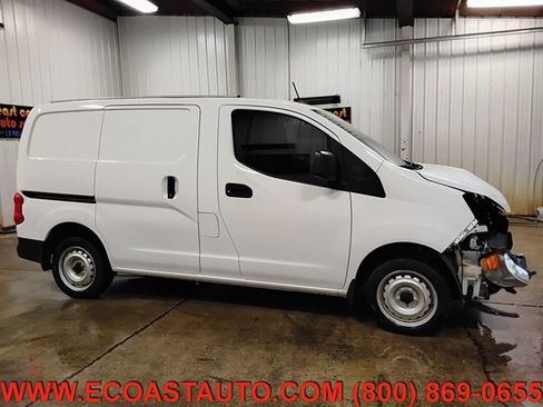 Used 2021 Nissan NV200 S FWD image 2