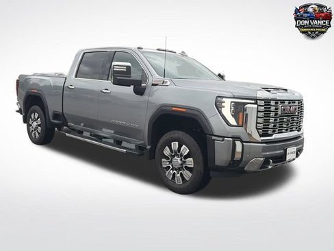 Used 2024 GMC Sierra 2500 Denali w/ Denali Reserve Package AWD/4WD image 8