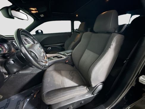 Used 2022 Dodge Challenger GT image 22