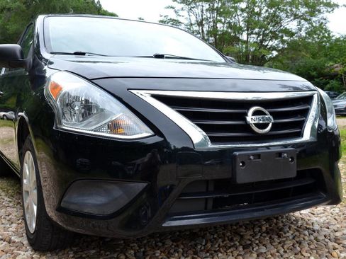 Used 2015 Nissan Versa S image 3