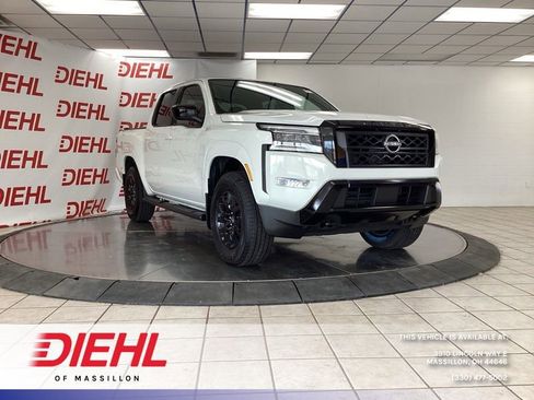 Used 2023 Nissan Frontier SV w/ Midnight Edition Package AWD/4WD image 1