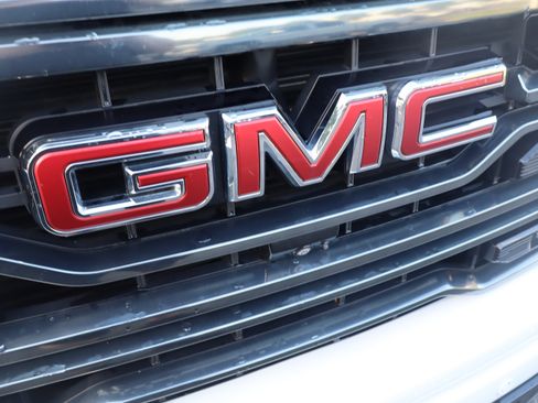 Used 2023 GMC Sierra 1500 AT4 w/ AT4 Premium Package AWD/4WD image 48