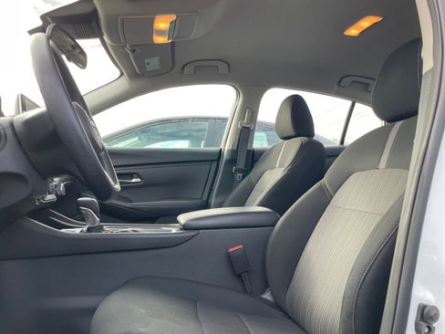 Used 2024 Nissan Sentra SV image 25