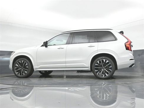 New 2026 Volvo XC90 B6 Ultra w/ Protection Package Premier image 49