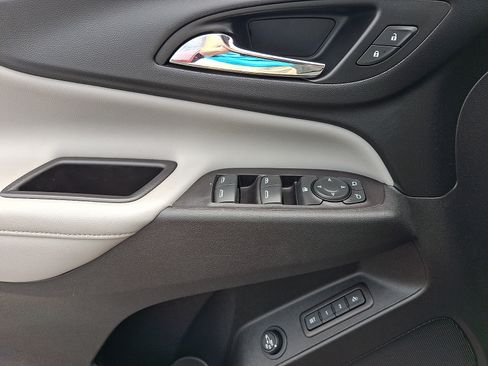 Certified 2021 Chevrolet Equinox Premier AWD/4WD image 13