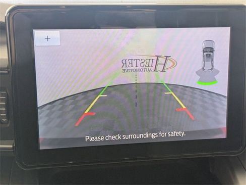 Used 2021 Ford Explorer XLT w/ Equipment Group 202A image 22