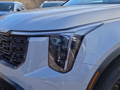 New 2026 Kia Sorento SX image 5