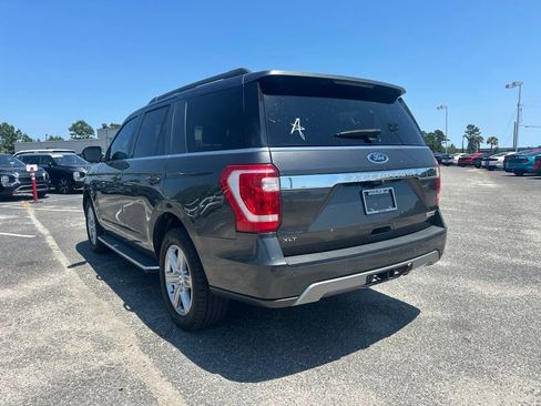 Used 2021 Ford Expedition XLT RWD image 5