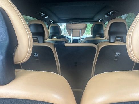 Used 2017 Volvo XC90 T6 Momentum w/ Vision Package image 47