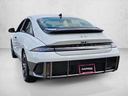 New 2025 Hyundai Ioniq 6 SEL image 9