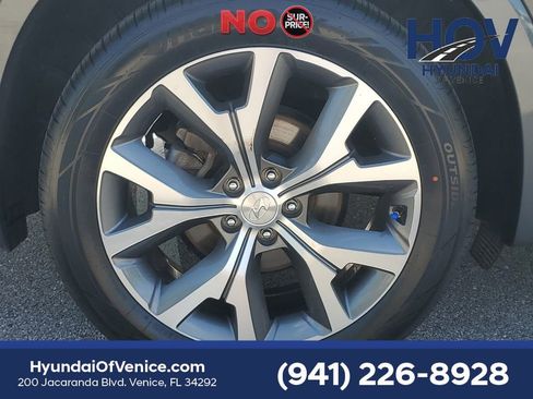 Used 2022 Hyundai Palisade Limited w/ Cargo Package AWD/4WD image 12