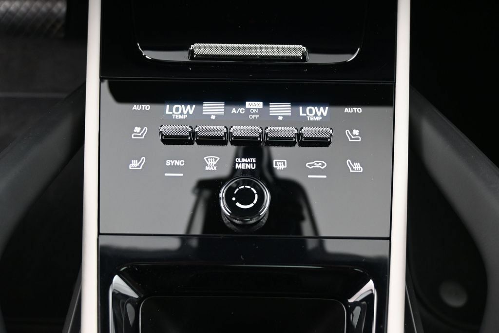 Certified 2026 Porsche Cayenne Coupe AWD/4WD image 16