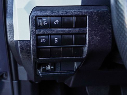 Used 2024 Toyota Tacoma TRD Off-Road image 18