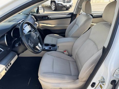 Used 2017 Subaru Legacy 2.5i Premium image 21