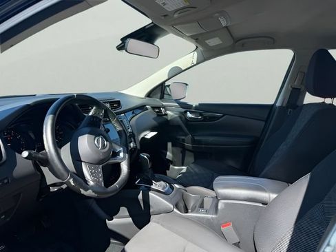 Used 2019 Nissan Rogue Sport SV w/ All-Weather Package AWD/4WD image 9