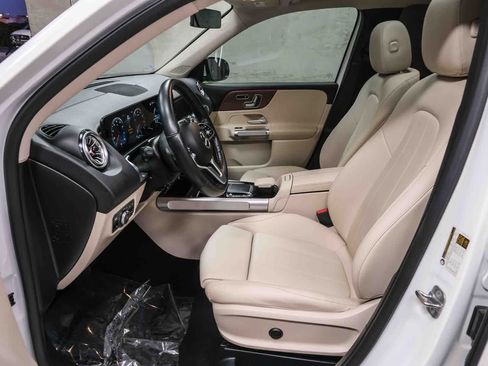 Certified 2023 Mercedes-Benz GLB 250 image 24
