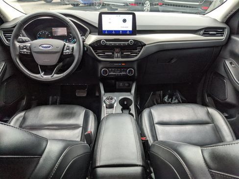 Certified 2022 Ford Escape SEL image 17
