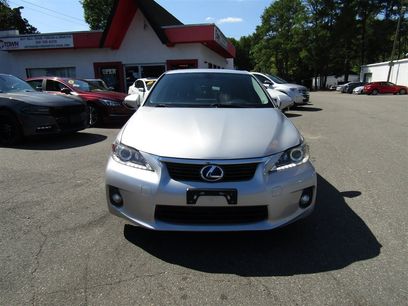 Used 2013 Lexus CT 200h w/ Premium Pkg w/Navigation