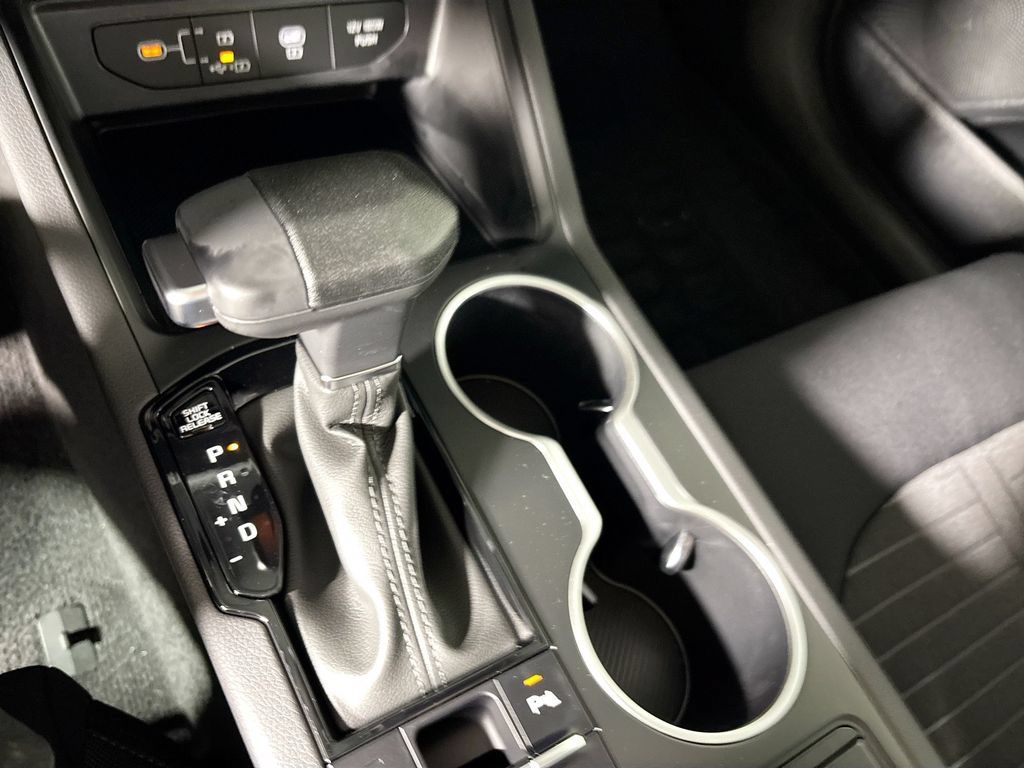 New 2026 Kia K5 LXS FWD image 17