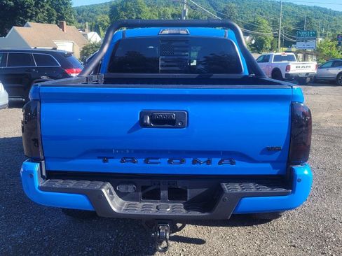 Used 2020 Toyota Tacoma TRD Sport w/ Technology Package AWD/4WD image 7