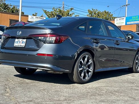 New 2025 Honda Civic Sport Touring image 4