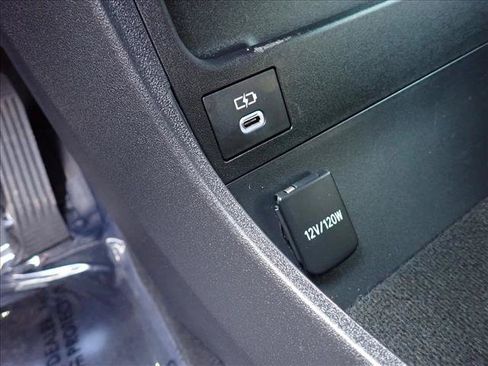 Used 2023 Subaru Solterra AWD image 19