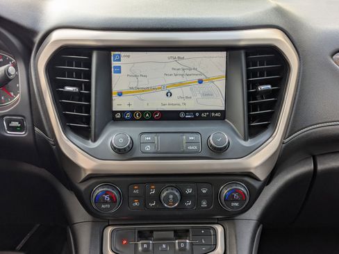 Used 2021 GMC Acadia Denali w/ Denali Technology Package image 19