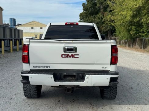 Used 2018 GMC Sierra 2500 SLT w/ Duramax Plus Package image 6
