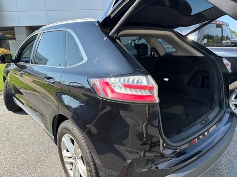 Used 2020 Ford Edge SEL w/ Convenience Package FWD image 16