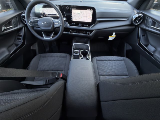 New 2027 Chevrolet Equinox LT w/ Midnight Edition FWD image 8