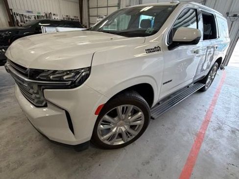 Used 2023 Chevrolet Tahoe High Country AWD/4WD image 3