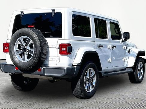 Used 2021 Jeep Wrangler Unlimited Sahara AWD/4WD image 6