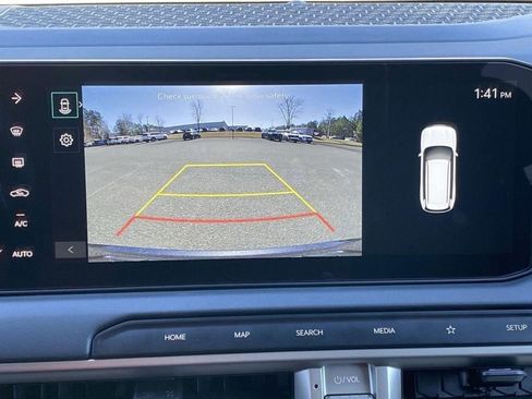 New 2027 Kia Telluride LX FWD image 24