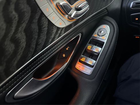 Used 2015 Mercedes-Benz C 300 4MATIC Sedan image 29