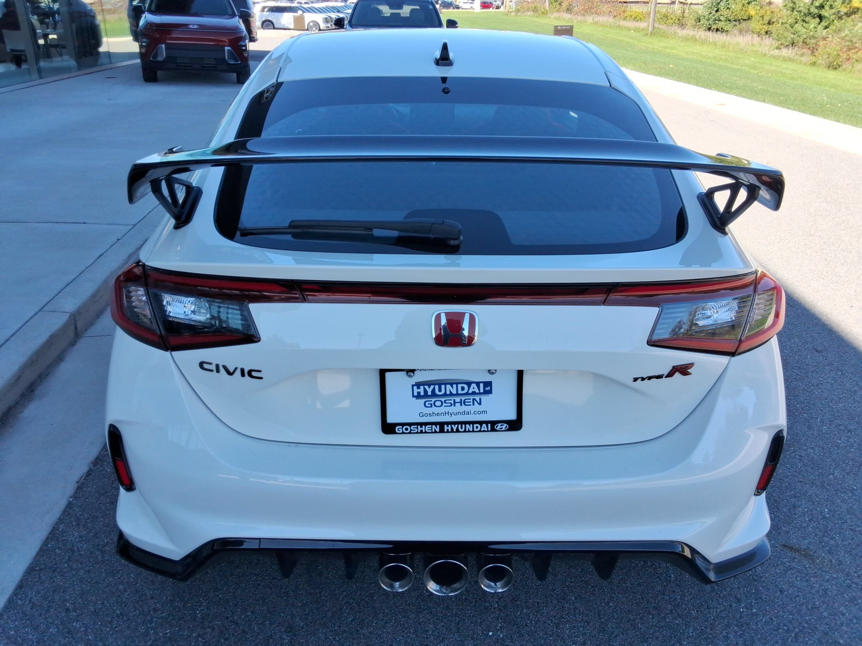 Used 2025 Honda Civic Type R image 12