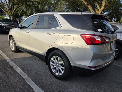 Used 2021 Chevrolet Equinox LT FWD image 3