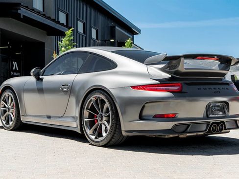 Used 2014 Porsche 911 GT3 RWD image 2