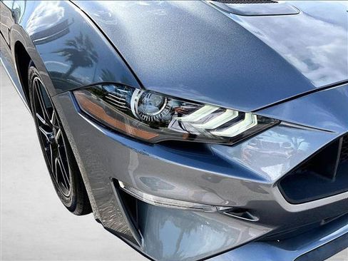 Used 2021 Ford Mustang Premium RWD image 28