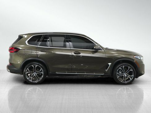 Used 2024 BMW X5 xDrive40i AWD/4WD image 6