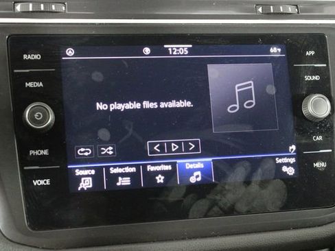 Used 2024 Volkswagen Tiguan S image 32